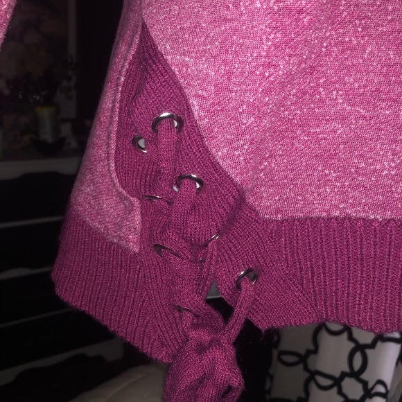 Maurice’s Small sweater - Picture 3 of 3